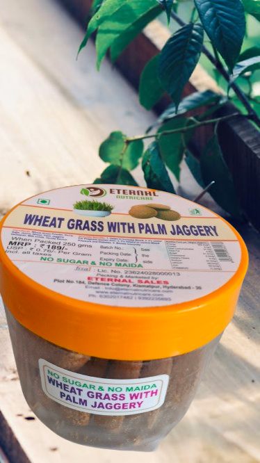 Wheat grass with palm jaggery
